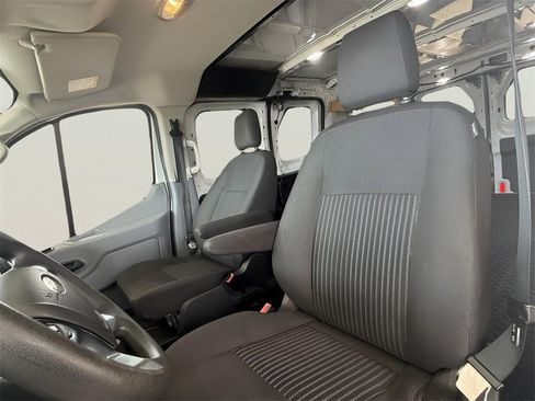 Used 2019 Ford Transit 250 130 Low Roof w/ Exterior Upgrade Package image 6