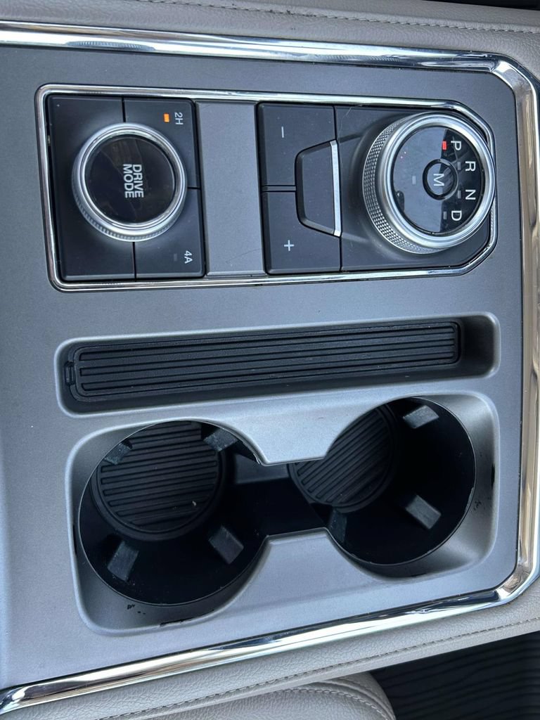 Used 2021 Ford Expedition XLT AWD/4WD image 22