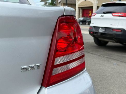 Used 2008 Dodge Avenger SXT w/ Convenience Group FWD image 6