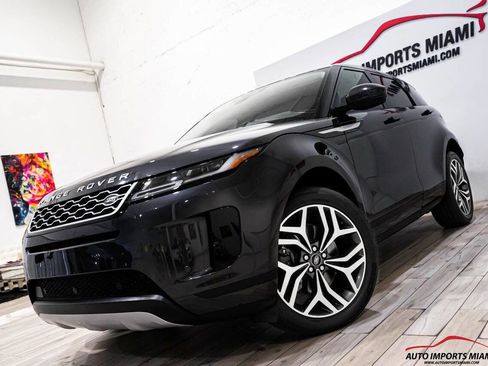 Used 2022 Land Rover Range Rover Evoque SE image 2