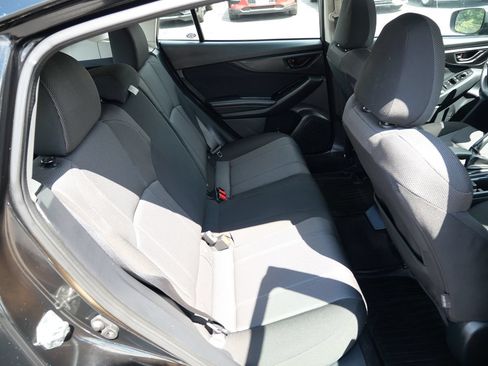 Used 2019 Subaru Impreza 2.0i AWD/4WD image 27