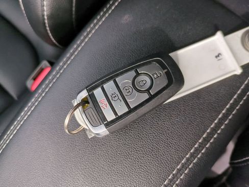 Certified 2022 Ford Escape SEL image 34