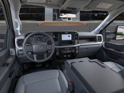 New 2026 Ford F350 XL w/ XL Driver Assist Package RWD image 9