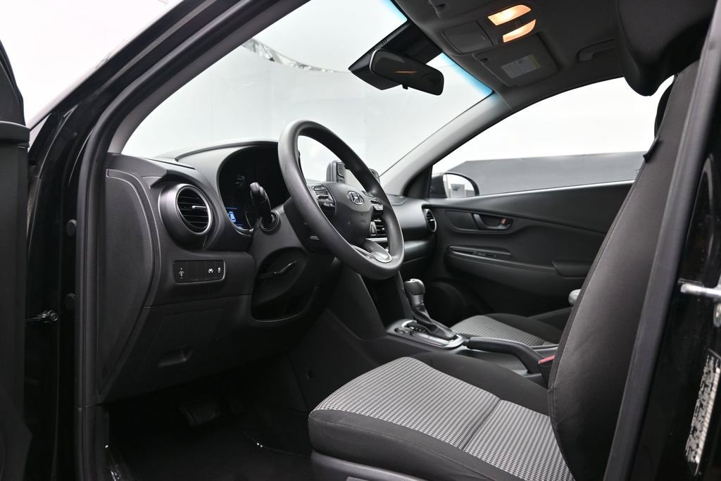 Used 2020 Hyundai Kona SE FWD image 14