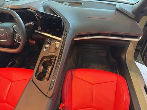 Used 2024 Chevrolet Corvette Stingray Coupe w/ Z51 Performance Package image 34