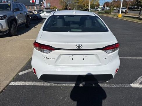 Certified 2023 Toyota Corolla LE image 7