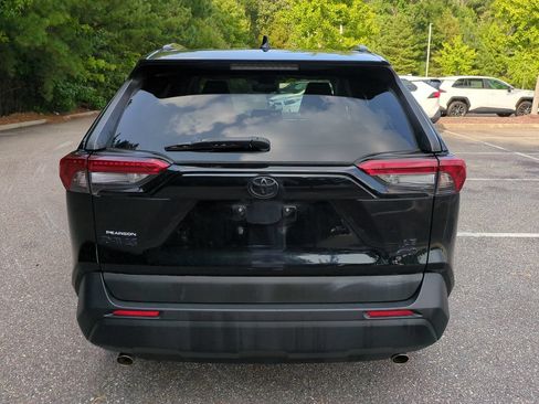 Used 2019 Toyota RAV4 LE w/ All Weather Liner Package AWD/4WD image 5