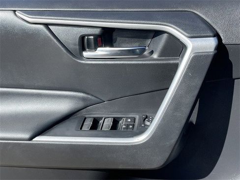 Used 2023 Toyota RAV4 XLE image 23