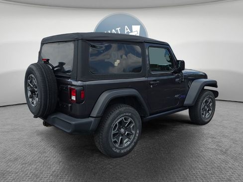 Certified 2021 Jeep Wrangler Sport AWD/4WD image 3