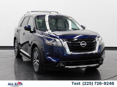 Used 2022 Nissan Pathfinder Platinum w/ Lighting Package (N93)
