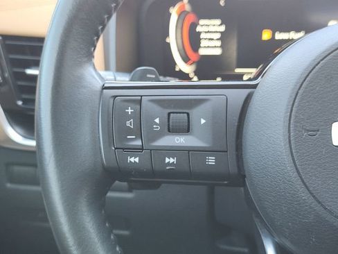 Used 2021 Nissan Rogue Platinum FWD image 22