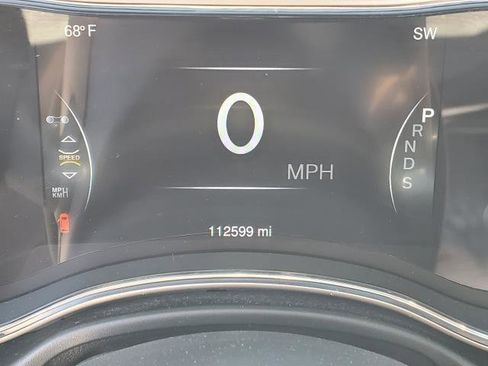 Used 2015 Jeep Grand Cherokee Limited image 10