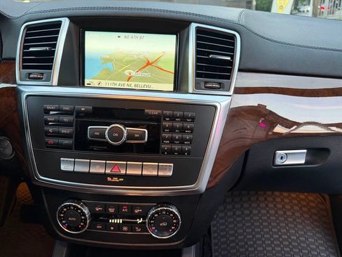 Used 2014 Mercedes-Benz GL 350 BlueTEC 4MATIC image 36