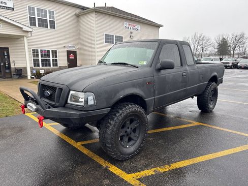 Used 2004 Ford Ranger 4x4 SuperCab image 2