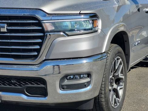 Used 2025 RAM 1500 Laramie AWD/4WD image 5