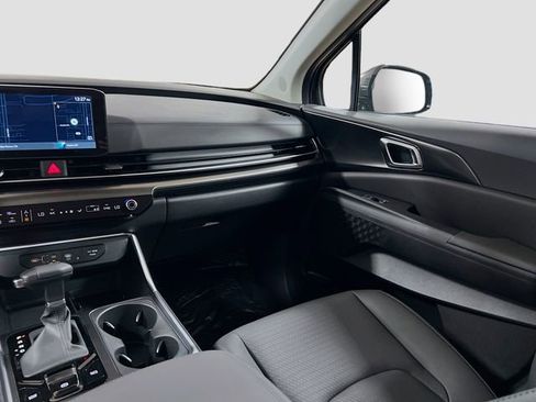 New 2026 Kia Carnival SX Prestige image 25