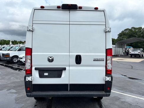 Used 2025 RAM ProMaster 3500 w/ Convenience Group FWD image 2