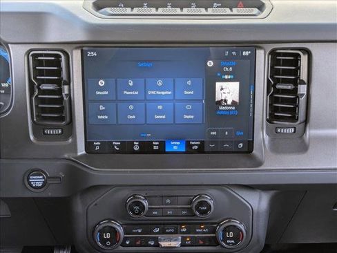 Used 2025 Ford Bronco Badlands AWD/4WD image 15