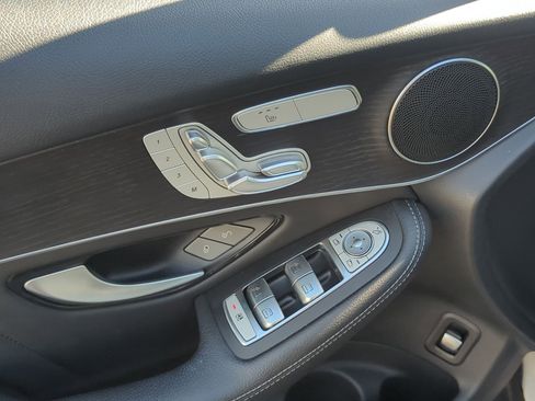 Used 2022 Mercedes-Benz GLC 300 image 15