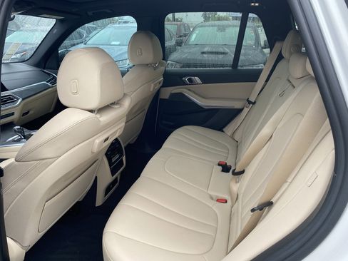 Used 2020 BMW X5 sDrive40i w/ Premium Package image 17