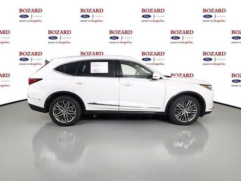 Used 2024 Acura MDX SH-AWD w/ Advance Package image 9