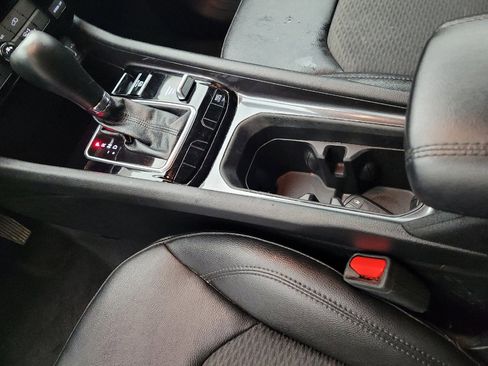 Used 2024 Jeep Compass Latitude image 26