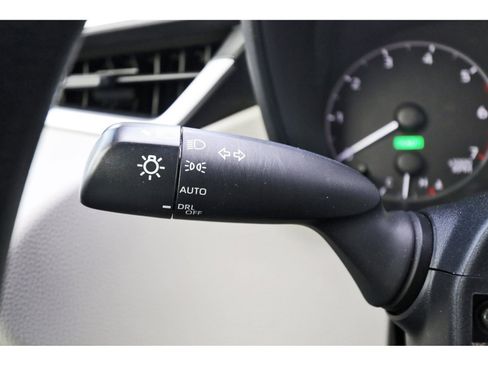 Used 2023 Toyota Corolla LE image 19