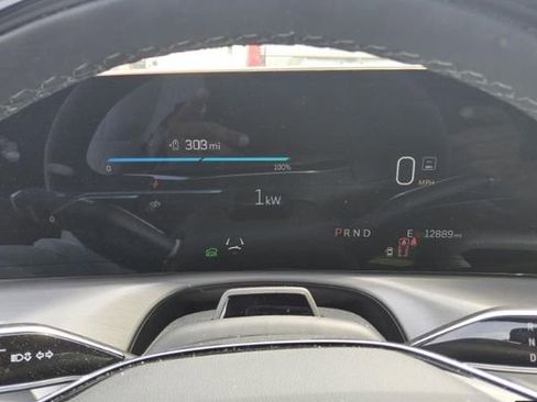 Used 2026 Cadillac Vistiq Sport AWD/4WD image 4