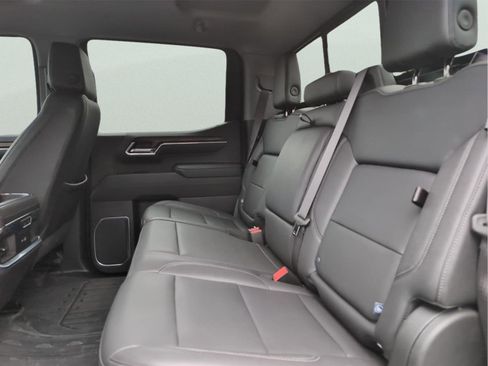 Used 2024 GMC Sierra 1500 SLT w/ SLT Premium Plus Package image 29