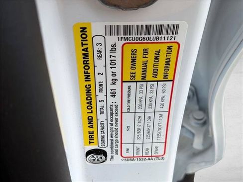 Used 2020 Ford Escape SE FWD image 14