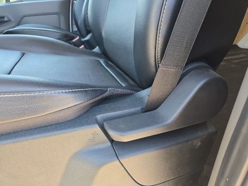 Used 2023 Ford E-Transit Medium Roof RWD image 14