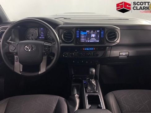 Used 2017 Toyota Tacoma TRD Sport w/ Premium & Technology Package AWD/4WD image 23