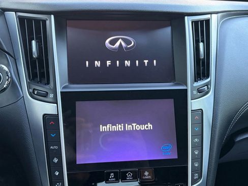 Used 2018 INFINITI Q60 3.0t Luxe image 22
