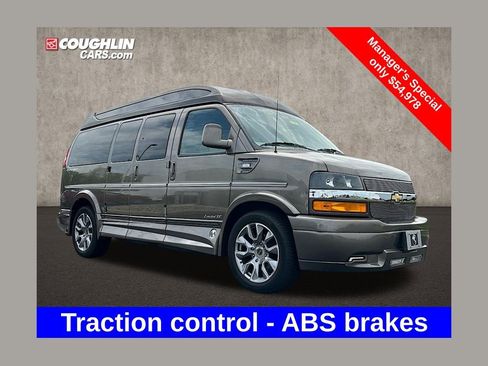 Used 2023 Chevrolet Express 2500 RWD image 1