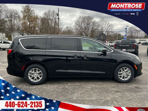 New 2026 Chrysler Voyager LX image 6