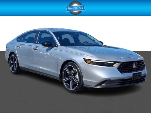 Certified 2025 Honda Accord Sport image 1