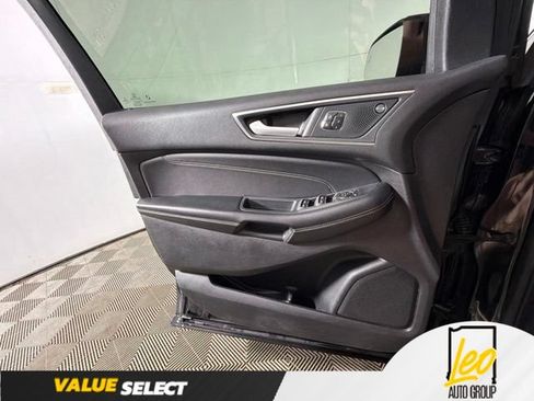 Used 2021 Ford Edge Titanium AWD/4WD image 20