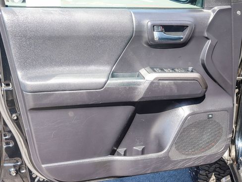 Certified 2020 Toyota Tacoma TRD Pro AWD/4WD image 26