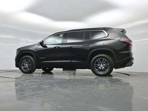 Used 2025 GMC Acadia Elevation FWD image 6