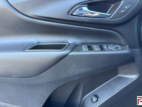 Certified 2023 Chevrolet Equinox LT AWD/4WD image 12