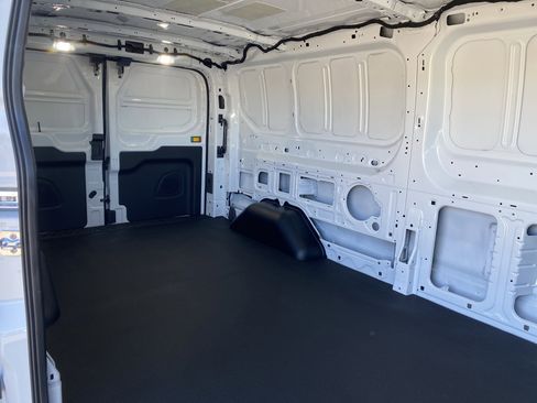 New 2025 Ford Transit 150 Low Roof RWD image 19