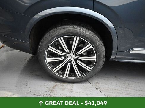 Used 2024 Volvo XC90 B6 Plus image 19