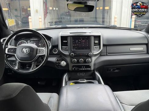 Used 2022 RAM 1500 Big Horn AWD/4WD image 12