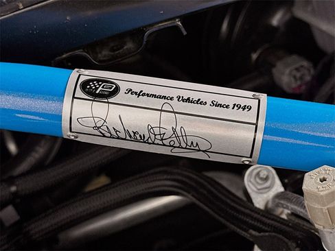 Used 2023 Dodge Challenger R/T w/ Plus Package image 39