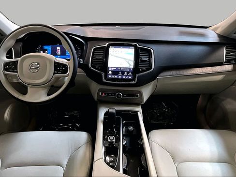 Certified 2023 Volvo XC90 B6 Plus w/ Protection Package Premier AWD/4WD image 15