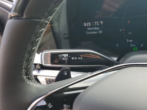 New 2026 Cadillac Lyriq Sport image 34