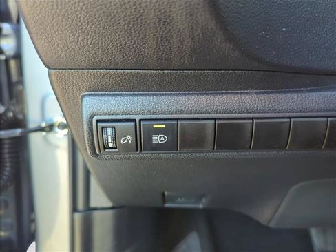 Used 2024 Toyota Corolla LE FWD image 10