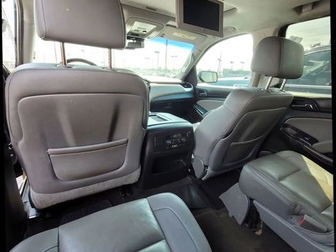 Used 2015 Chevrolet Suburban LT AWD/4WD image 22