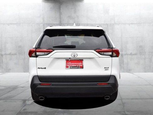 Used 2025 Toyota RAV4 XLE image 7