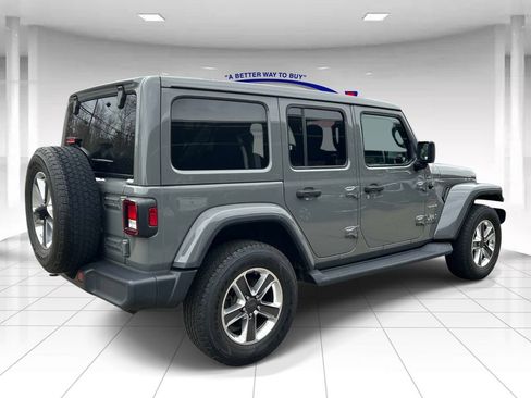 Used 2021 Jeep Wrangler Unlimited Sahara w/ Cold Weather Group AWD/4WD image 7